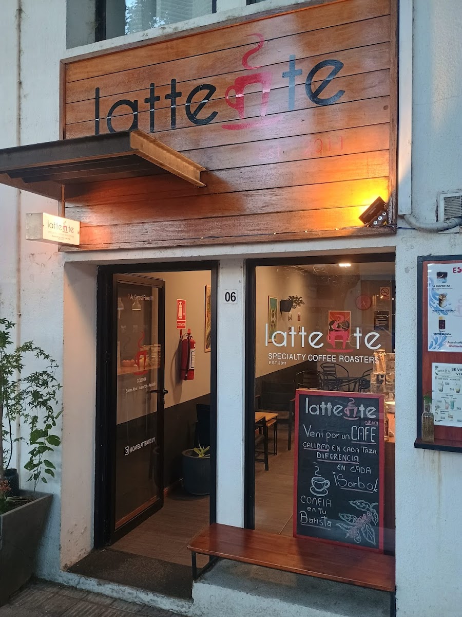 Café Lattente Uy